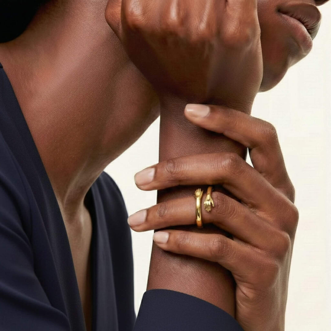 Hug Ring